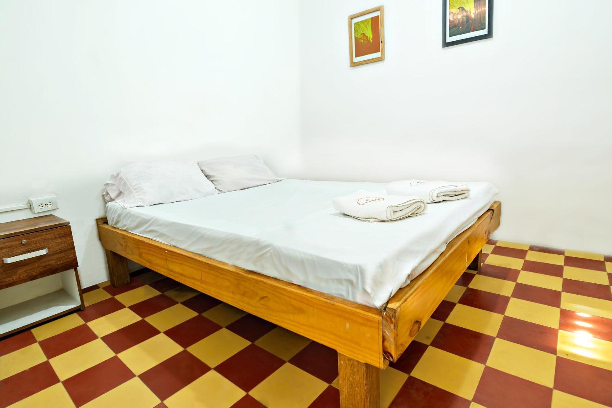 מדיין Jep Hostel מראה חיצוני תמונה